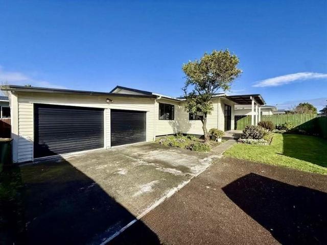te atatu peninsula, 2 bedrooms