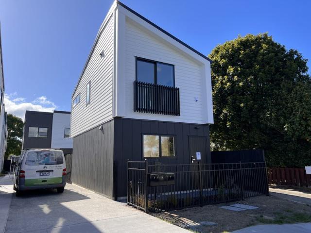 te atatu peninsula, 2 bedrooms