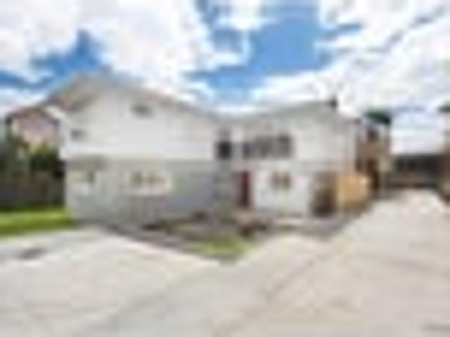 Te Atatu Peninsula, 5 bedrooms, $890 pw