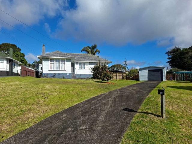 te atatu south, 4 bedrooms