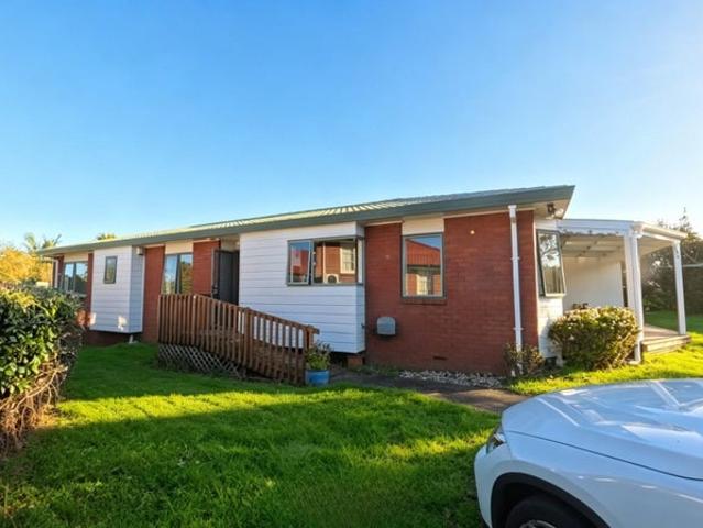te atatu south, 4 bedrooms