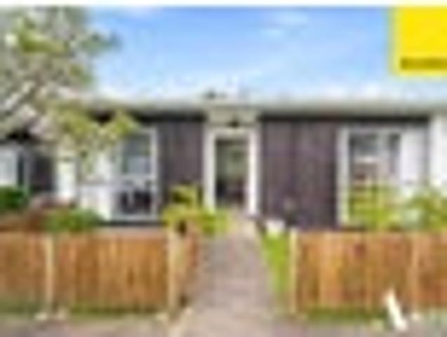 Te Atatu South, 2 bedrooms, $550 pw