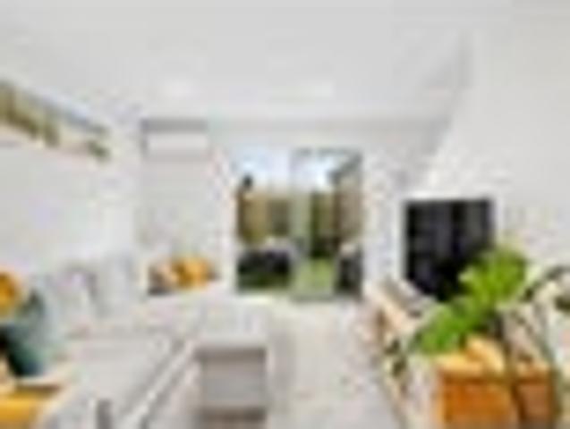 Te Atatu South, 2 bedrooms, $580 pw