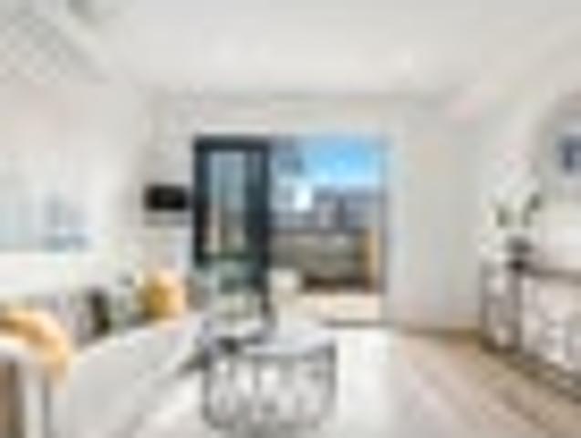 Te Atatu South, 2 bedrooms, $625 pw