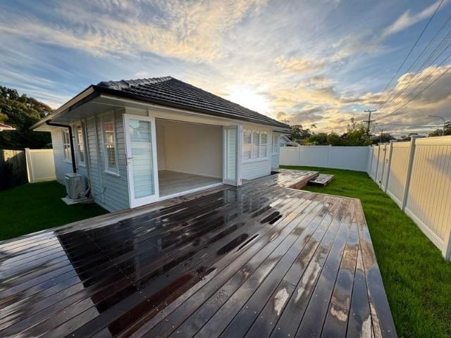 Te Atatu South, 3 bedrooms