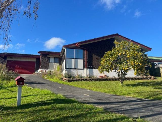 te atatu south, 3 bedrooms