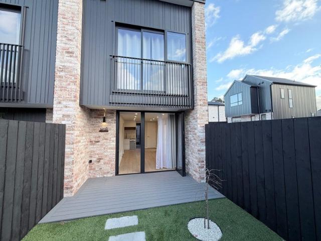 te atatu south, 3 bedrooms