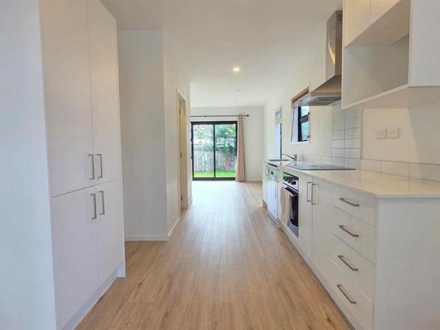 Te Atatu South, 3 bedrooms