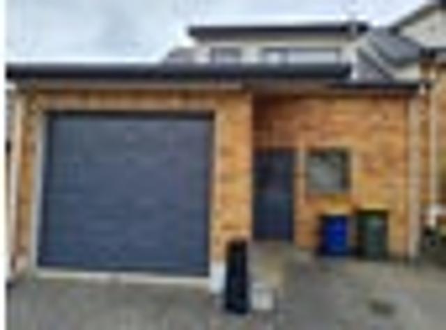 Te Atatu South, 3 bedrooms, $640 pw
