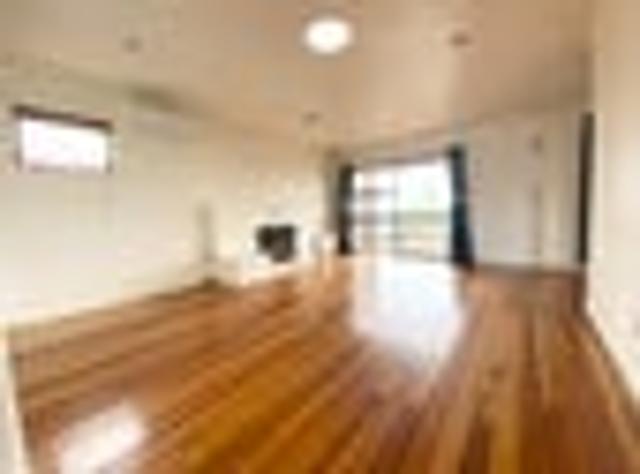 Te Atatu South, 3 bedrooms, $600 pw