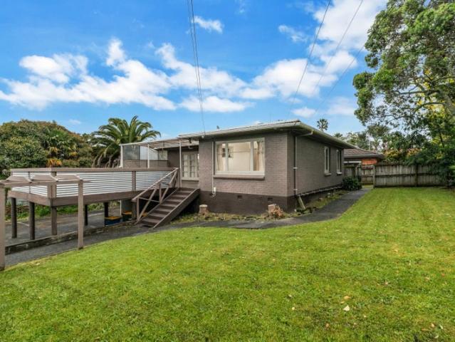te atatu south, 3 bedrooms