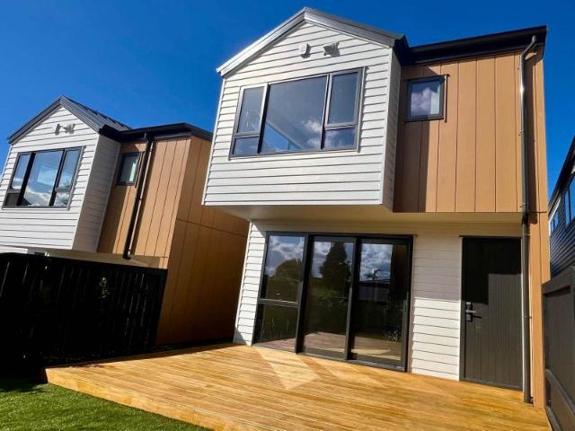 te atatu south, 3 bedrooms