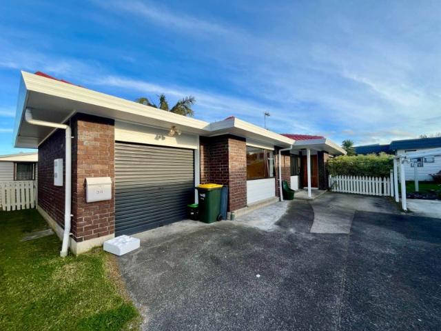te atatu south, 3 bedrooms