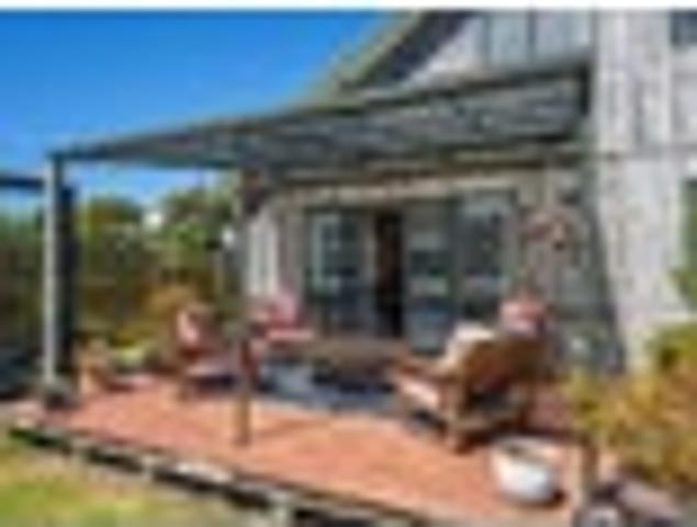 Te Horo, 4 bedrooms, $700 pw