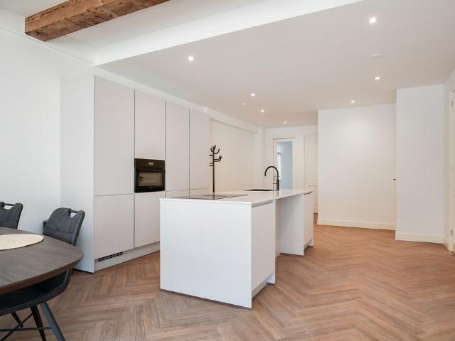 Te huur: Nieuwezijds Voorburgwal 154A, 1012 SJ Amsterdam