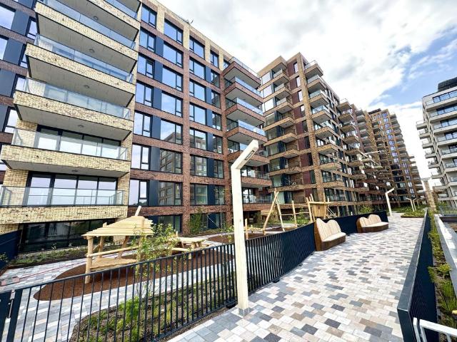 Te huur: Appartement Mahoniehout in Zaandam