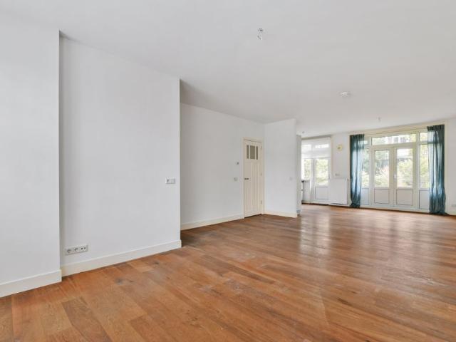Te huur: Appartement Mariotteplein 27 H in Amsterdam