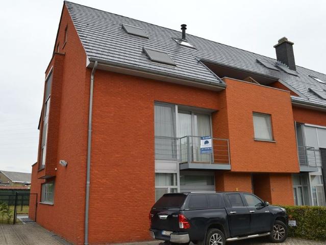 TE HUUR: Appartement met 2 slaapkamers en ruim terras te Zonhoven!