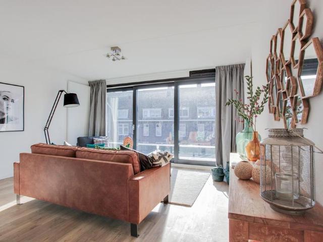 Te huur: Appartement Mosplein 6 D in Amsterdam