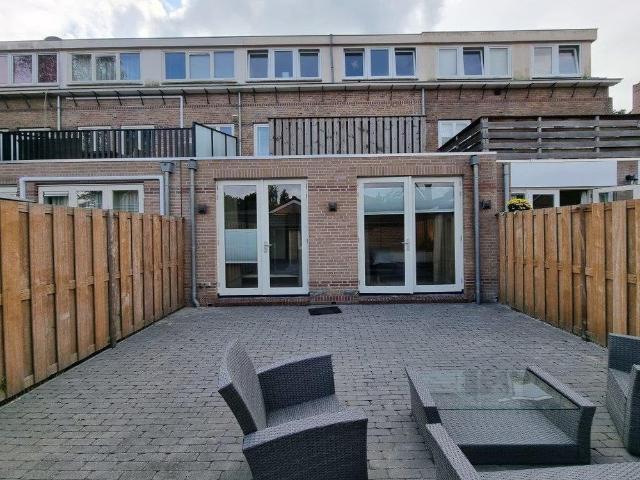 Te huur: Appartement Mr. Troelstralaan in Amstelveen