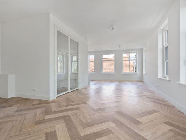 Te huur: Appartement Oude Waal 25 3 in Amsterdam