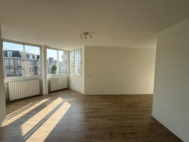 Te huur: Appartement Oranje Vrijstaatkade 11 A in Amsterdam
