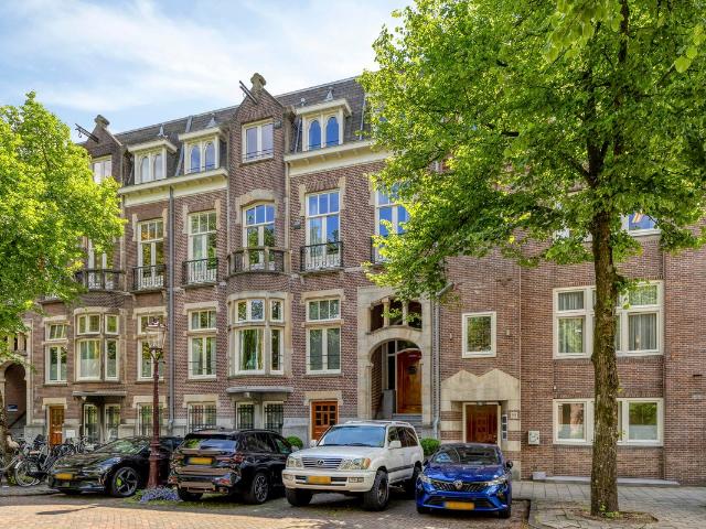 Te huur: Appartement Oranje Nassaulaan in Amsterdam