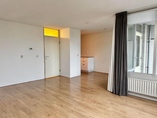 Te huur: Appartement Aartsbisschop Romerostraat 243 in Utrecht