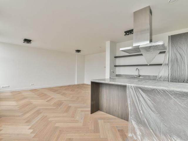Te huur: Appartement Amstel 82 2 in Amsterdam