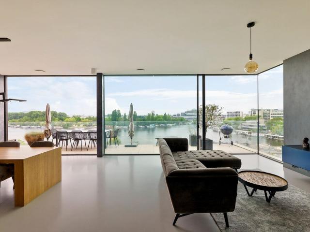 Te huur: Appartement Amstelbeststraat 2 T in Amsterdam