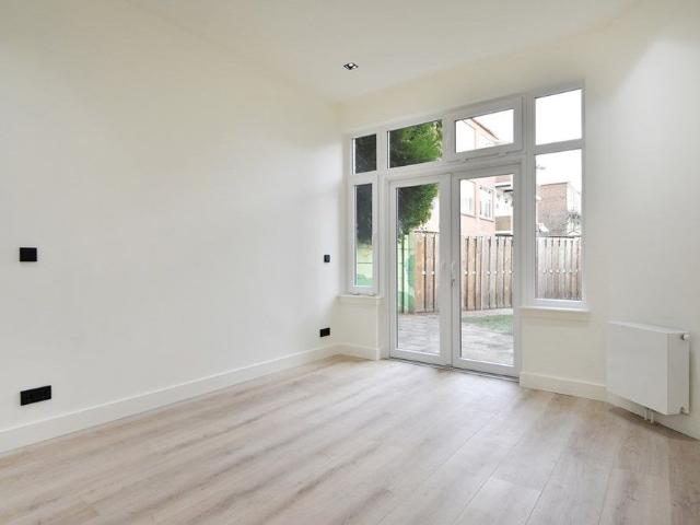 Te huur: Appartement Apeldoornselaan in Den Haag