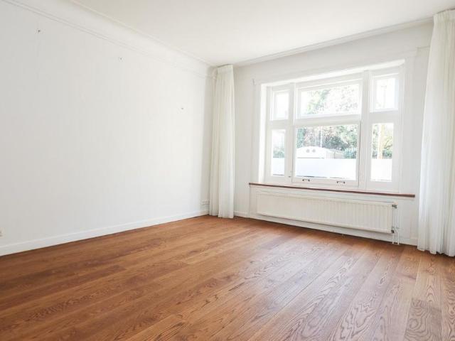 Te huur: Appartement Bachstraat 1 H in Amsterdam
