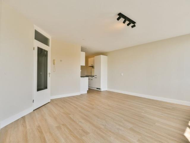 Te huur: Appartement Bernard Shawsingel in Amsterdam
