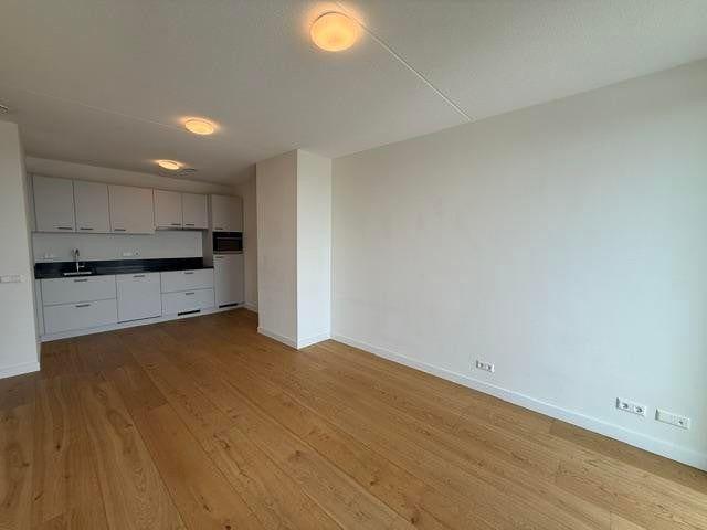 Te huur: Appartement Bijlmerplein 858 R 7 in Amsterdam