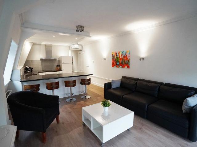 Te huur: Appartement Damstraat in Amsterdam