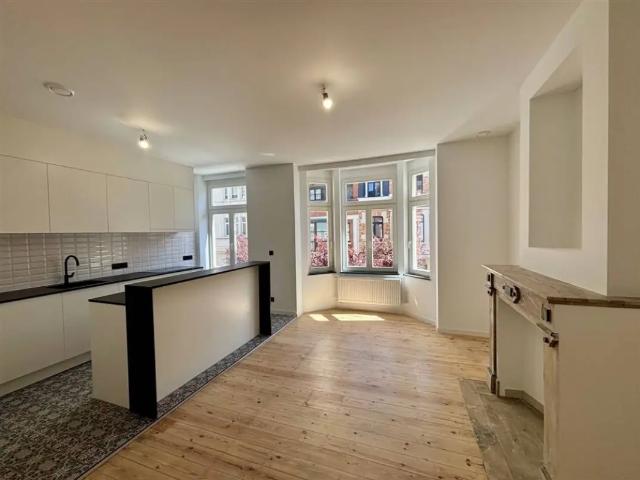 te huur Appartement Elsene