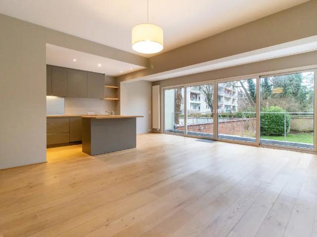 te huur Appartement Elsene