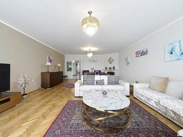 te huur Appartement Elsene