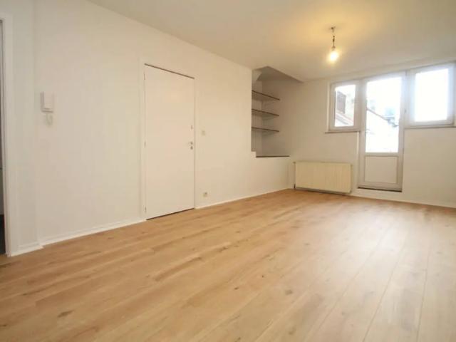 te huur Appartement Elsene