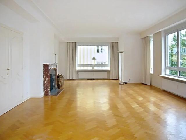 te huur Appartement Elsene