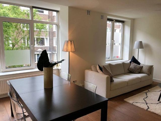 Te huur: Appartement Esmoreitstraat in Amsterdam