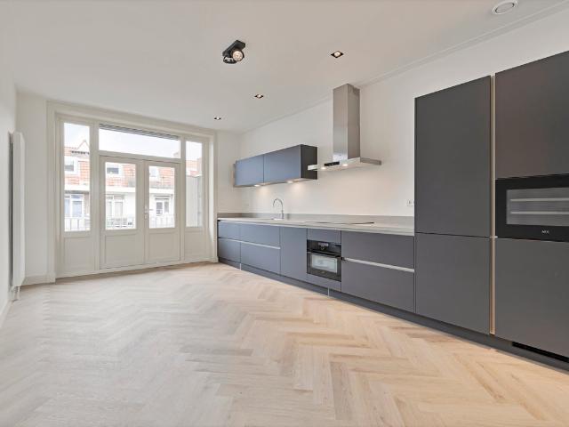 Te huur: Appartement Jekerstraat 90 3 in Amsterdam
