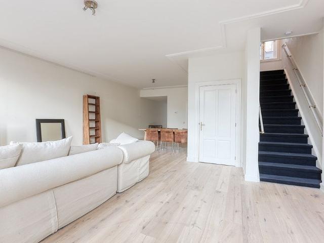 Te huur: Appartement Kneuterdijk 3 D in Den Haag