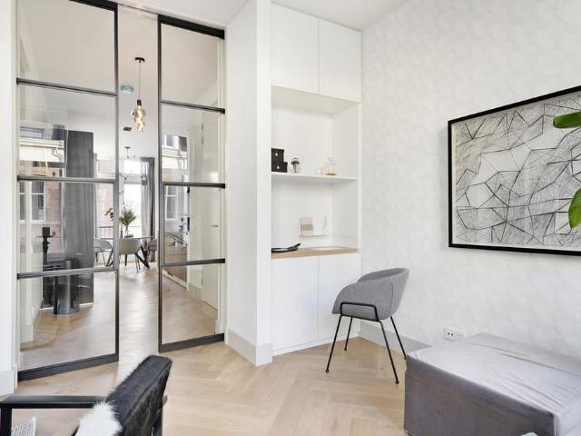 Te huur: Appartement Pieter Cornelisz. Hooftstraat in Amsterdam