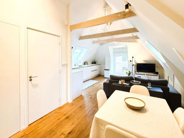 Te huur: Appartement Pieter Cornelisz. Hooftstraat in Amsterdam