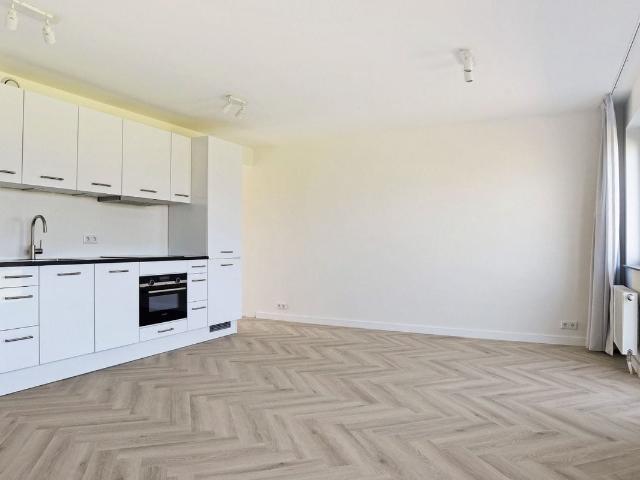 Te huur: Appartement Postjeskade in Amsterdam