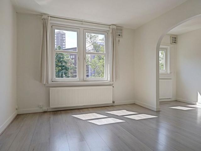 Te huur: Appartement Roelof Hartplein 7 2 in Amsterdam