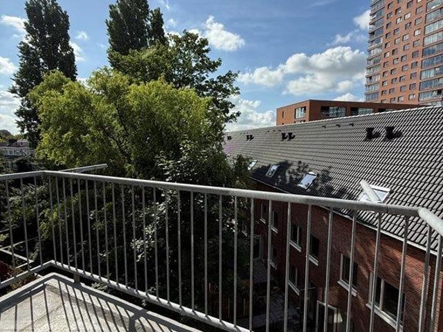 Te huur: Appartement Strevelsweg in Rotterdam
