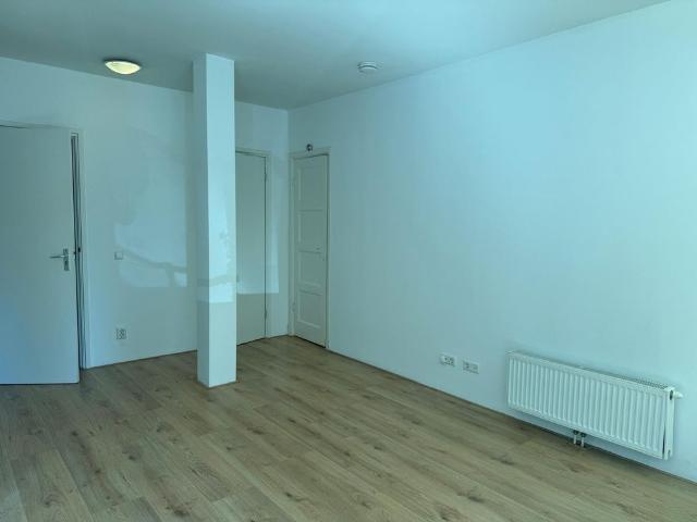 Te huur: Appartement Van Bossestraat 90 H in Amsterdam