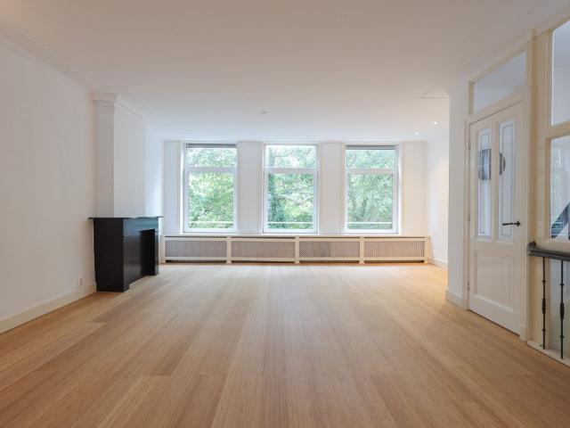 Te huur: Appartement Van Oldenbarneveldtplein 6 4 in Amsterdam